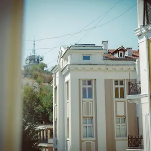 beautiful-best-location-apartment-red-mouse.plovdiv-hotels.com/